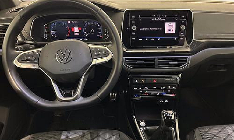 Volkswagen T-Cross 1...