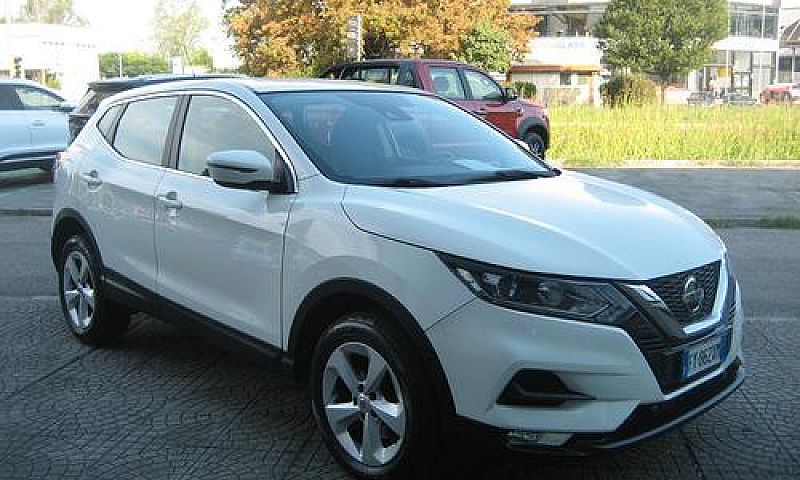 Nissan Qashqai 1.5 D...
