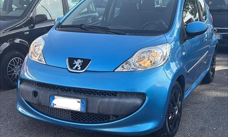 Peugeot 107 1.0 68Cv...