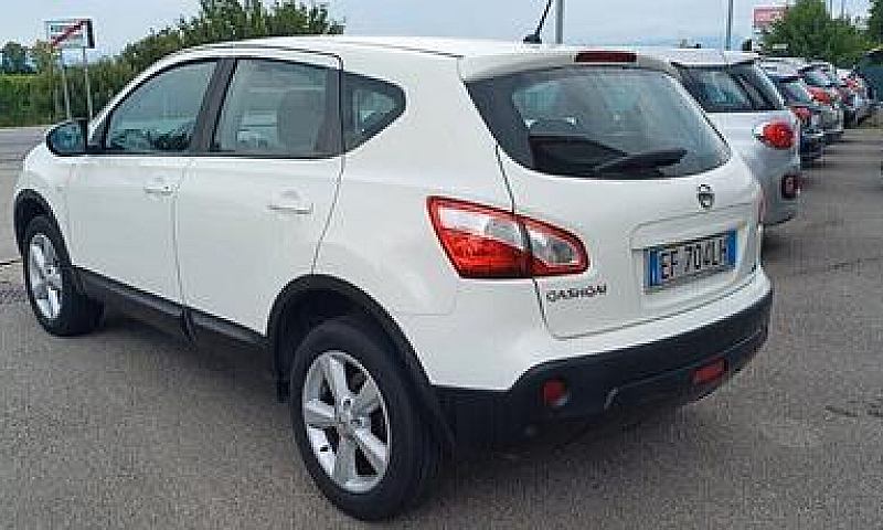 Nissan Qashqai 1.5 D...