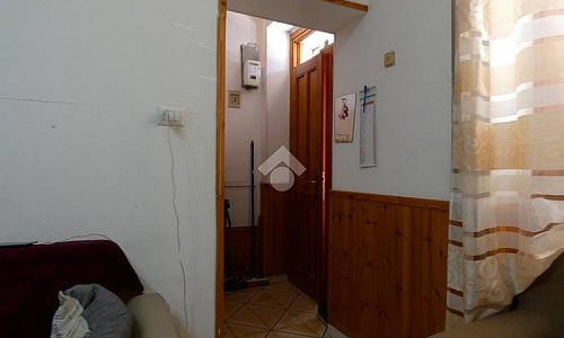 2 Locali A Policoro...