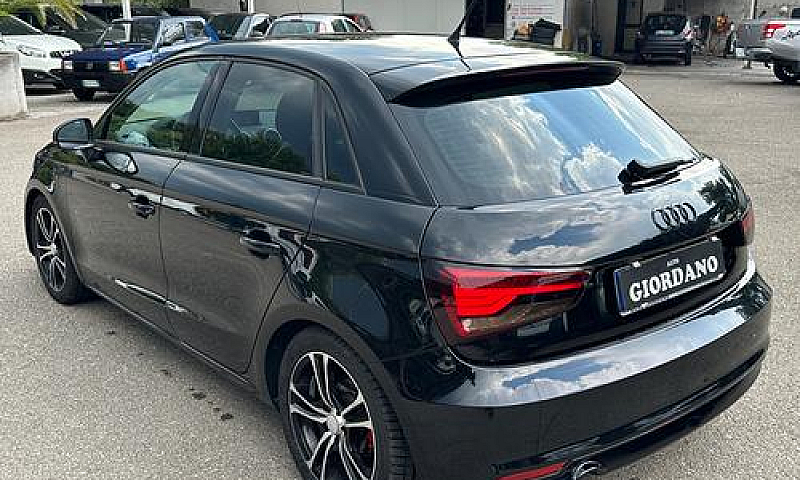 Audi A1 Sportback 1....