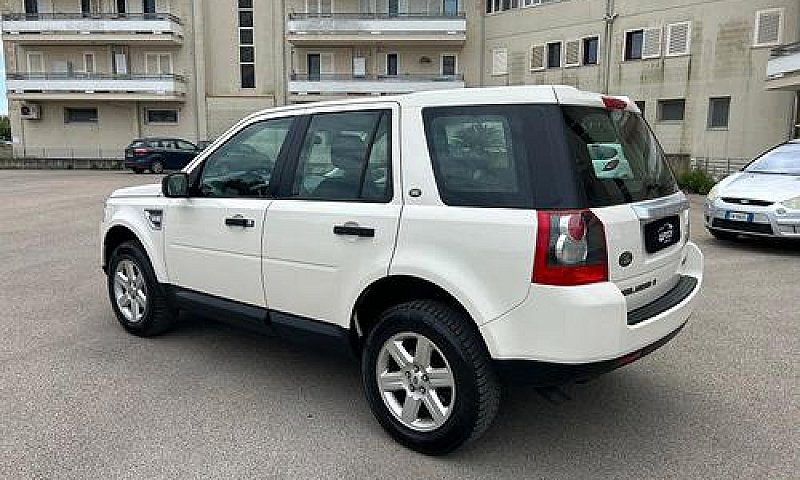 Land Rover Freelande...
