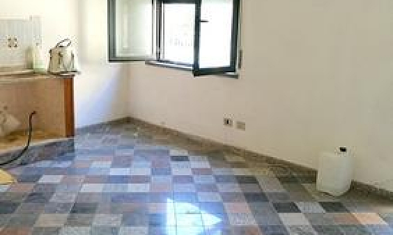 Casa Con Ingresso In...