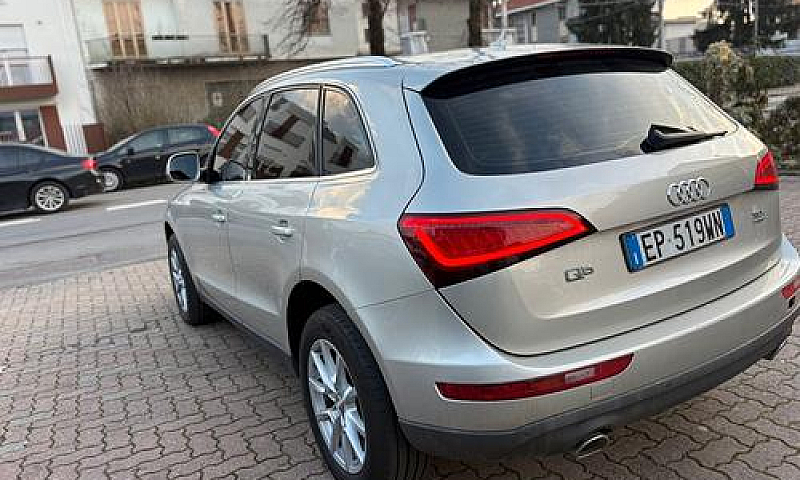 Audi Q5 3.0 V6 Tdi 2...