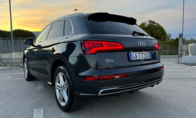 Audi Q5 40 Tdi Quatt...