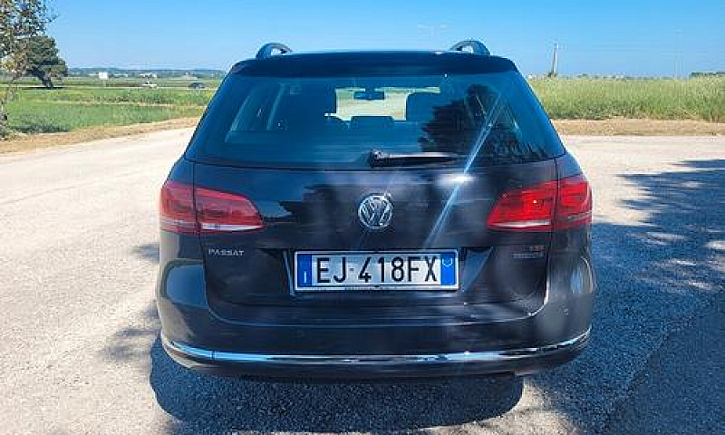 Volkswagen Passat Va...