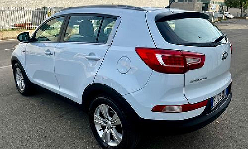 Kia Sportage 1.6Benz...