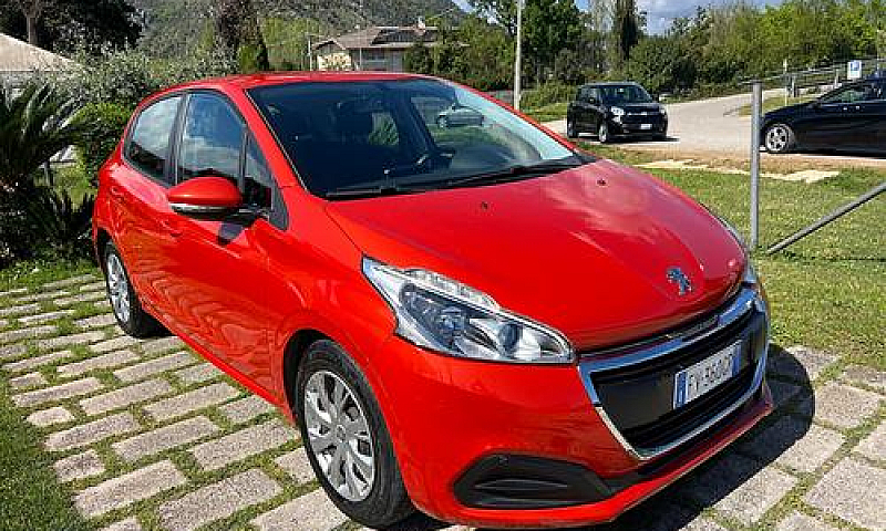 Peugeot 208 Puretech...
