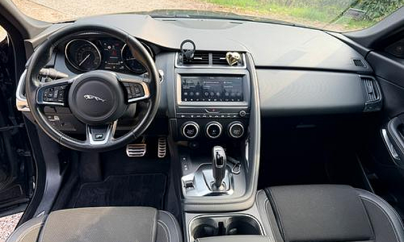 Jaguar E-Pace 2.0 I4...