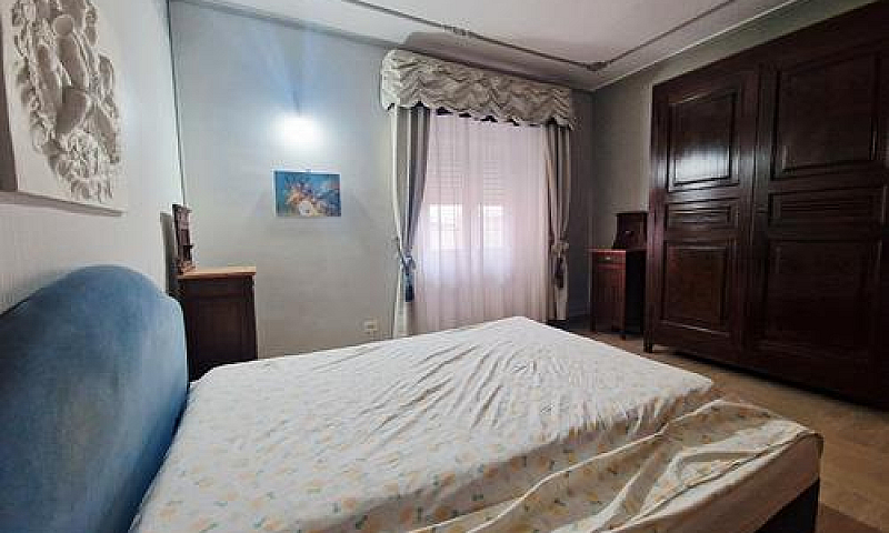 Viale Umberto Mq. 90...