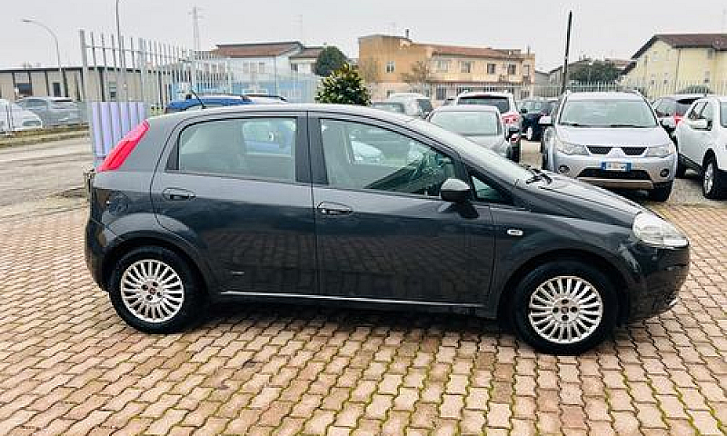 Fiat Grande Punto 1....