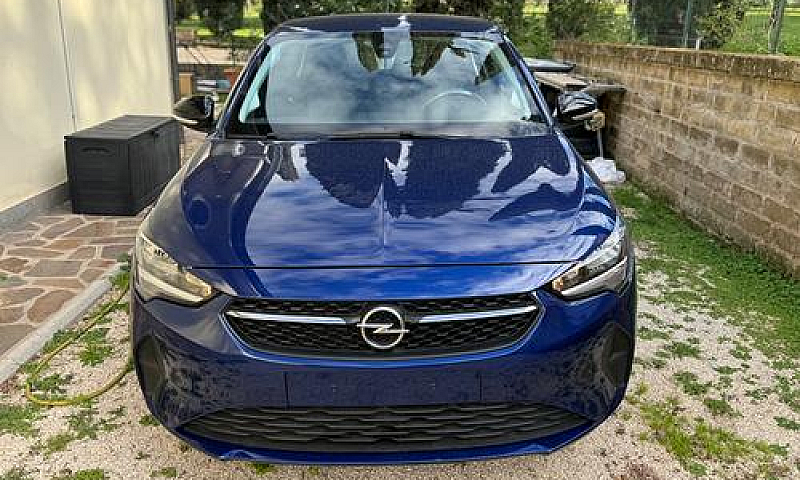 Opel Corsa 1.2 Blitz...