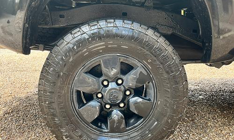 Toyota Hilux 2.5 Ext...