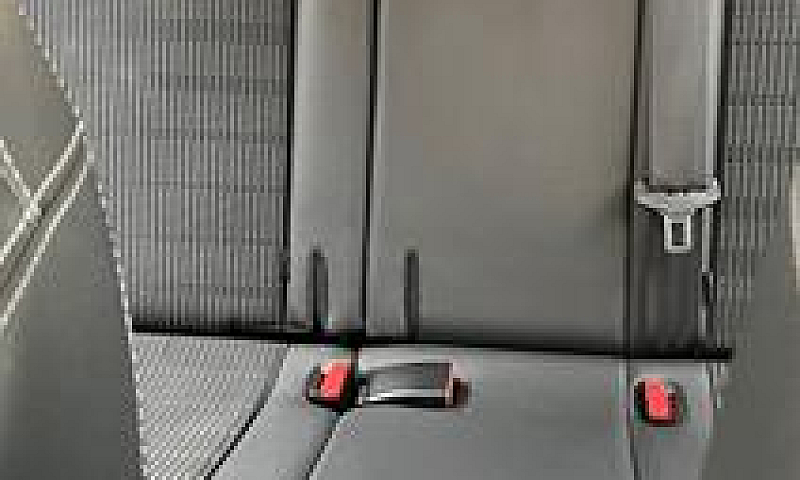 Peugeot 2008...