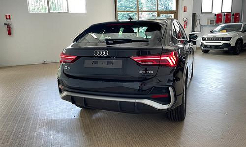 Audi Q3 Spb 35 Tdi S...