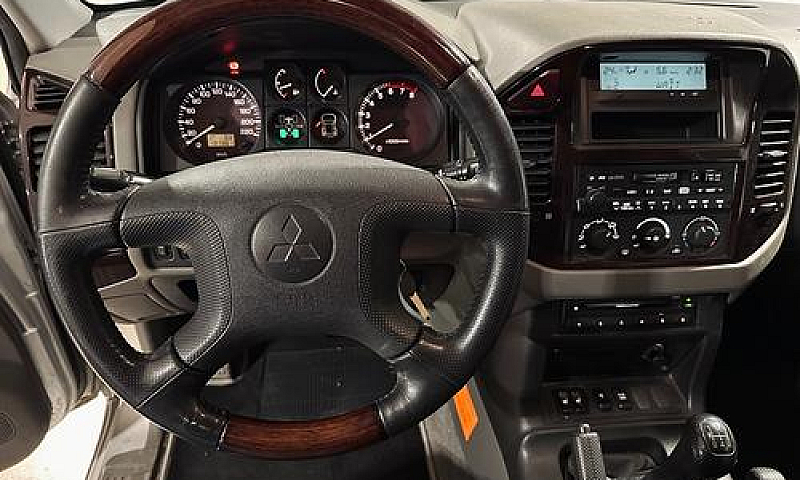 Mitsubishi Pajero 3....