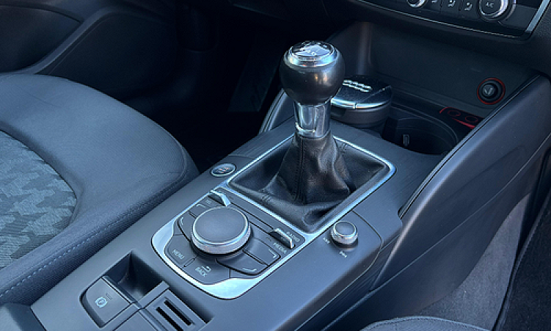 Audi A3...