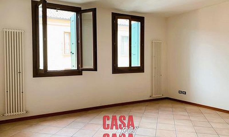 Appartamento In Cent...