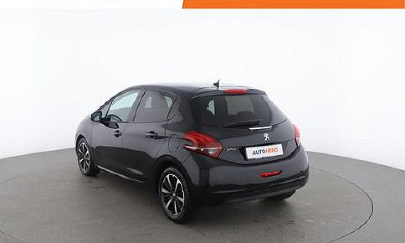 Peugeot 208 1° Serie...