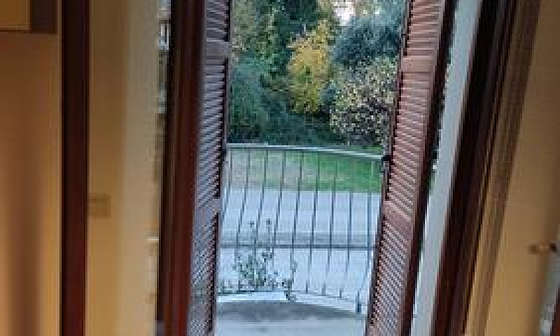 Appartamento Calci C...
