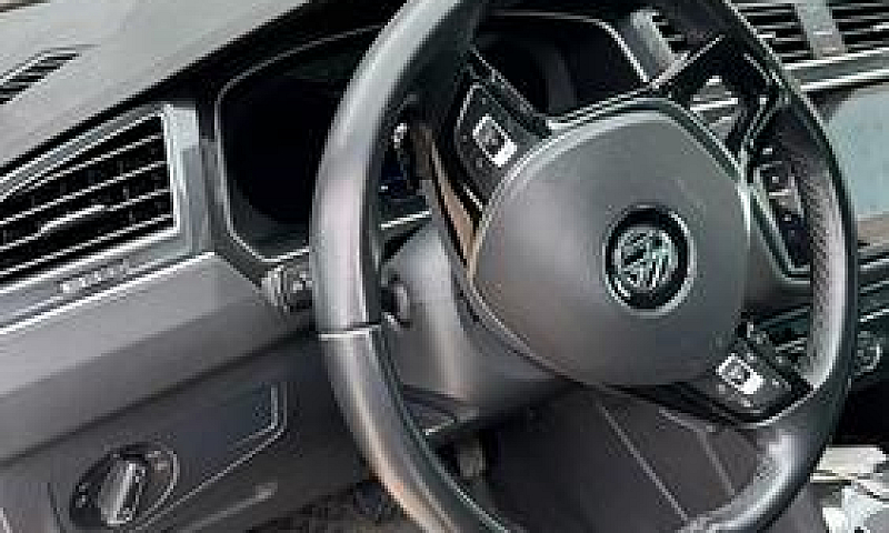 Volkswagen Tiguan...