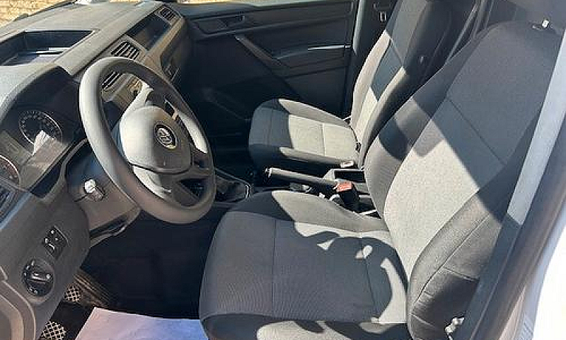 Volkswagen Caddy 1.4...