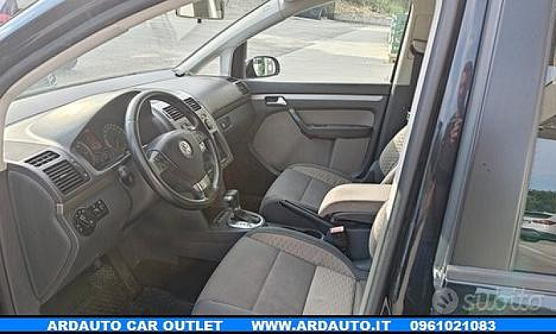 Volkswagen Touran Cr...