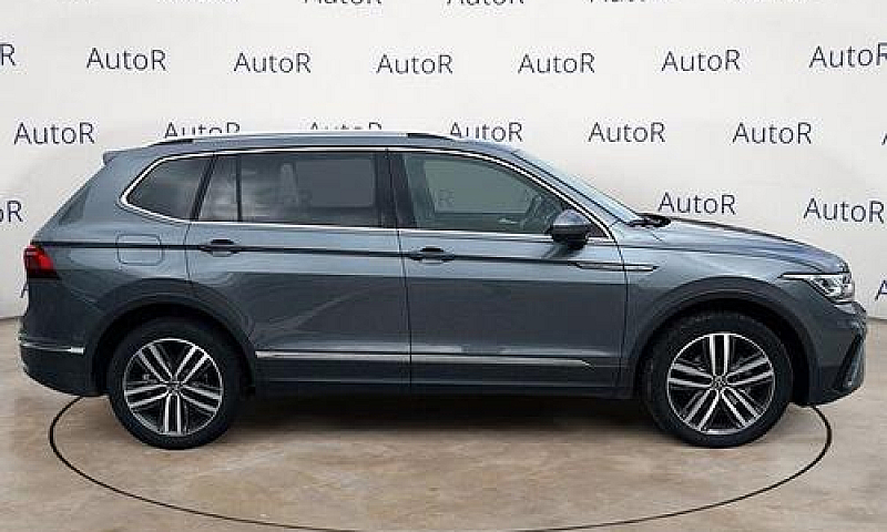 Volkswagen Tiguan Al...