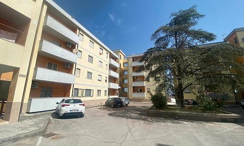 Via Canonico - 105Mq...