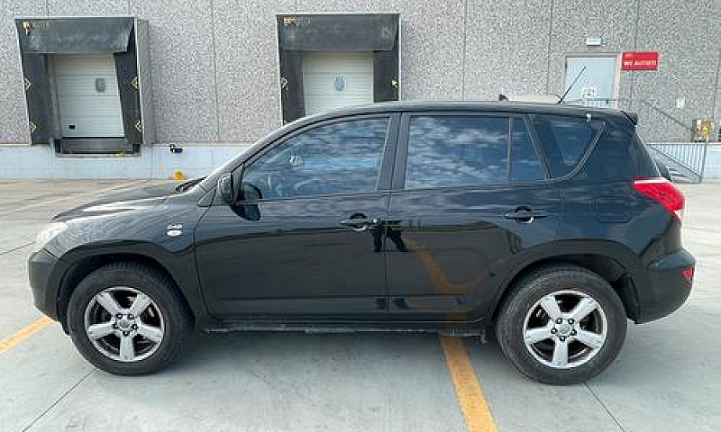 Toyota Rav 4 2006...