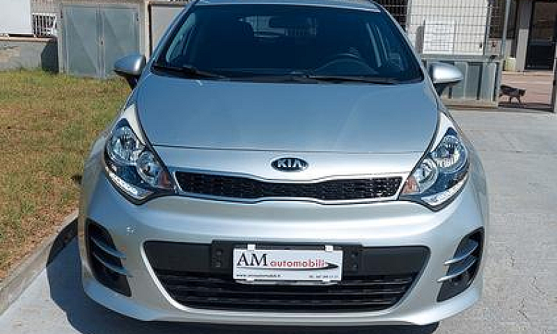 Kia Rio 1.2 5P. Cool...