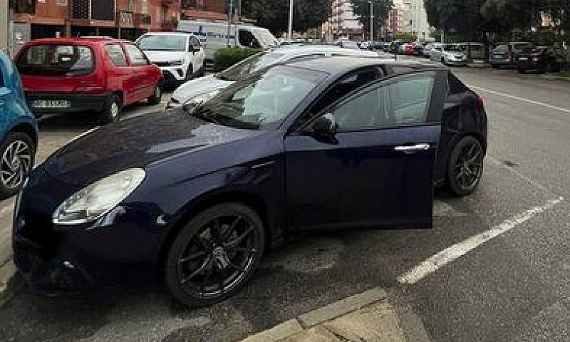 Alfa Romeo Giulietta...