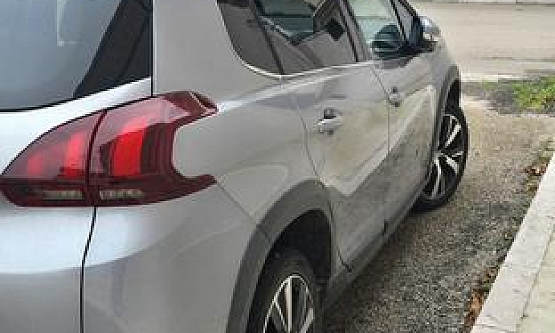 Peugeot 2008...