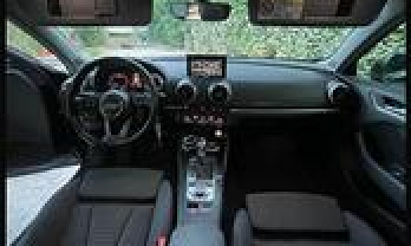 Audi A3 G-Tron...