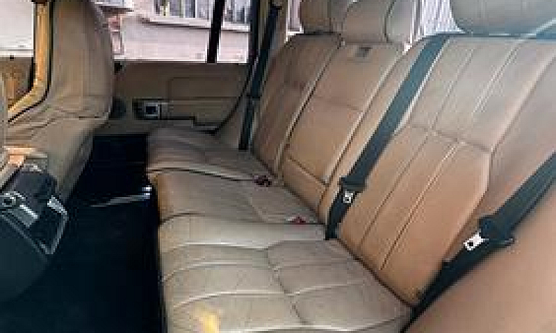 Land Rover Vogue...