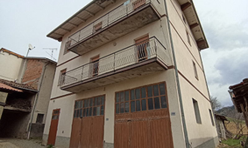 Casa Con 2 Appartame...