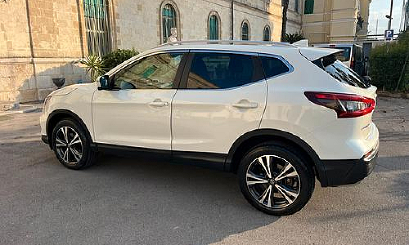 Nissan Qashqai 1.5 D...