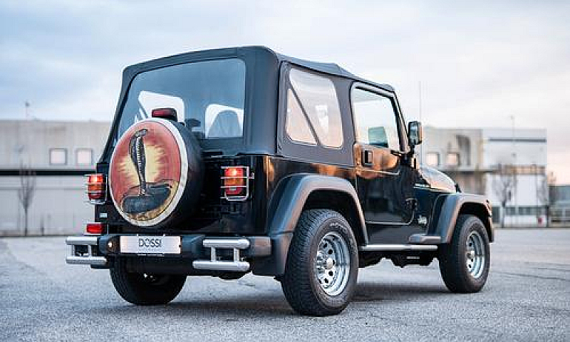 Jeep Wrangler 2.5 Ca...
