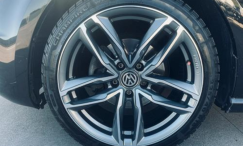 Volkswagen Golf 2.0 ...