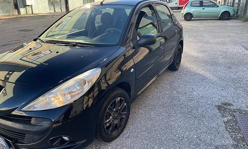 Peugeot 206 Plus 1.1...