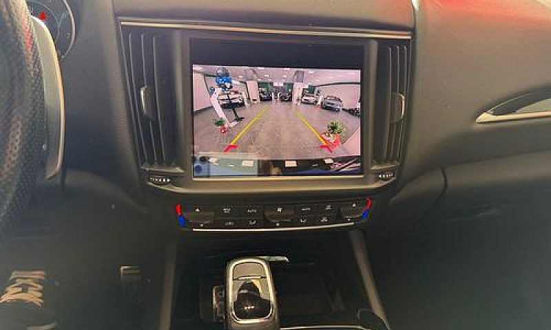 Maserati Levante Mhe...
