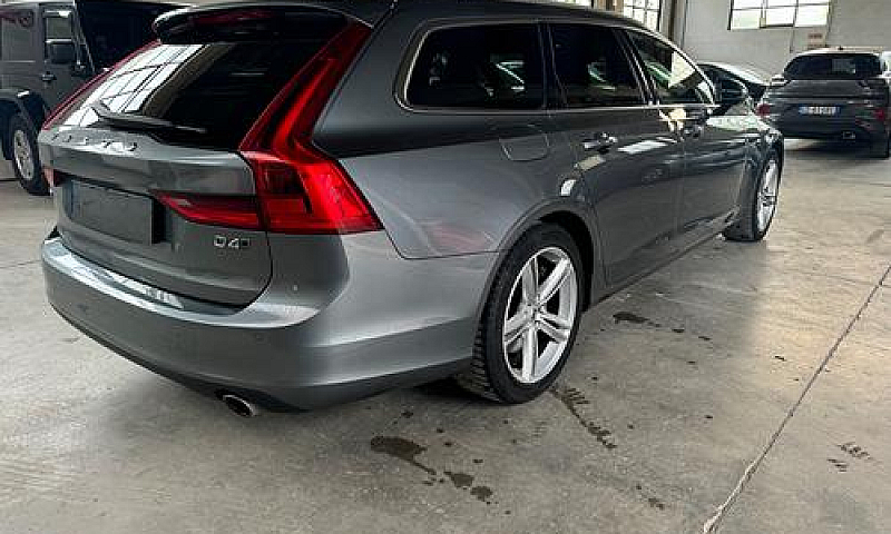 Volvo V90 D4 Awd Gea...