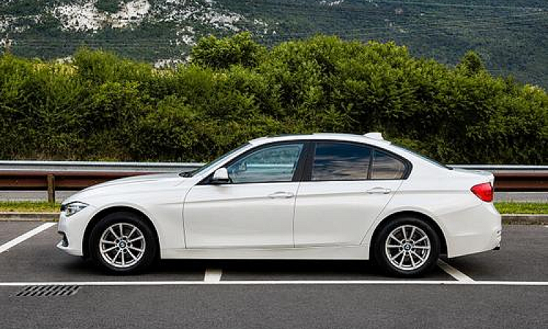 Bmw 316D Luxury Auto...