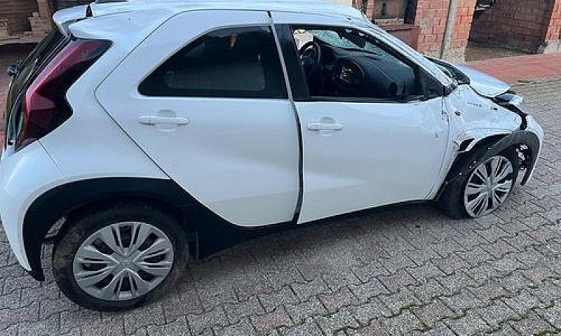 Toyota Aygo X 1.0 20...