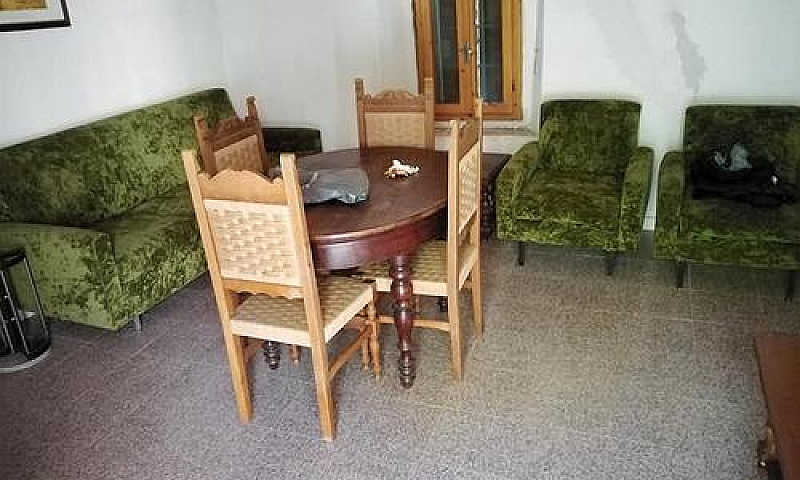 Casale/Cascina Si Pe...