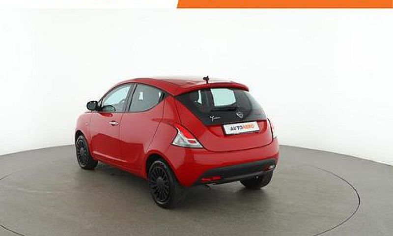 Lancia Ypsilon Lp441...