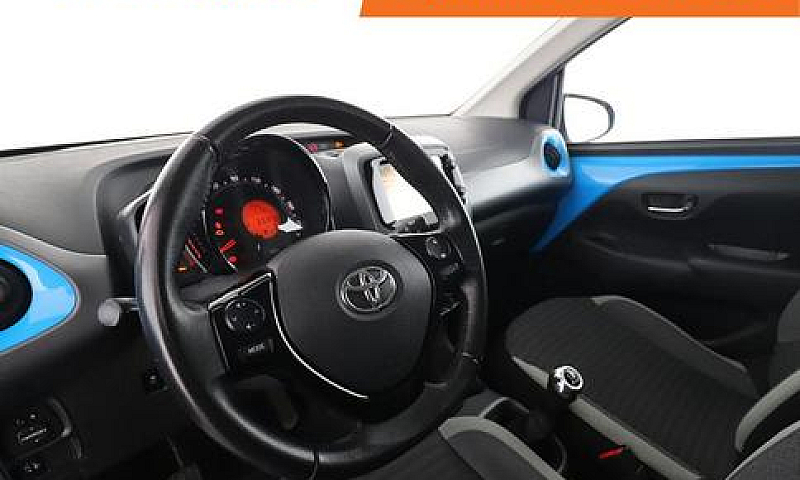 Toyota Aygo Mk64010...