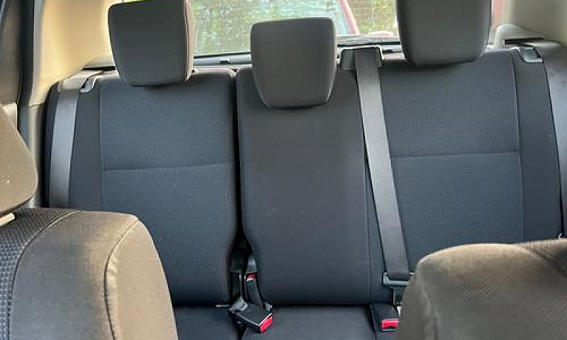 Suzuki Swift 1.3...