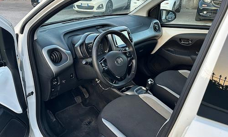 Toyota Aygo 1.0 Benz...